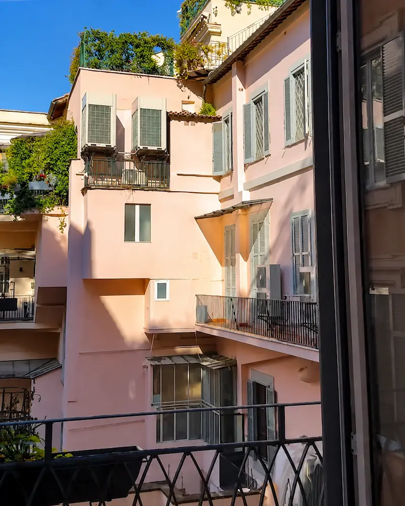 Dettaglio della camera Superior Balcony di Más Boutique Hotel Rome